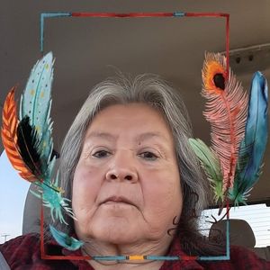 Meet your Posher, Yolanda